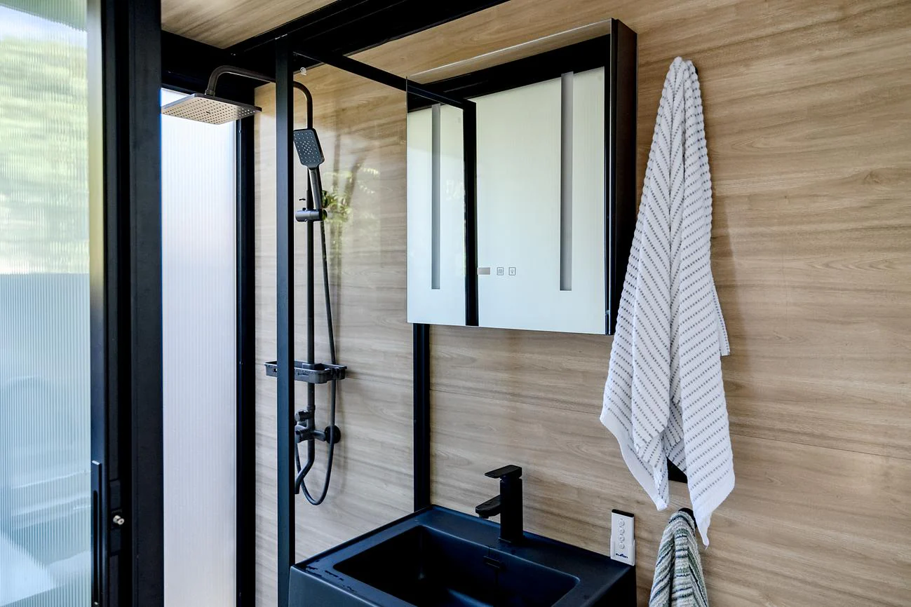 10m Tiny Home - Eco-Resort New Brighton - Image 12