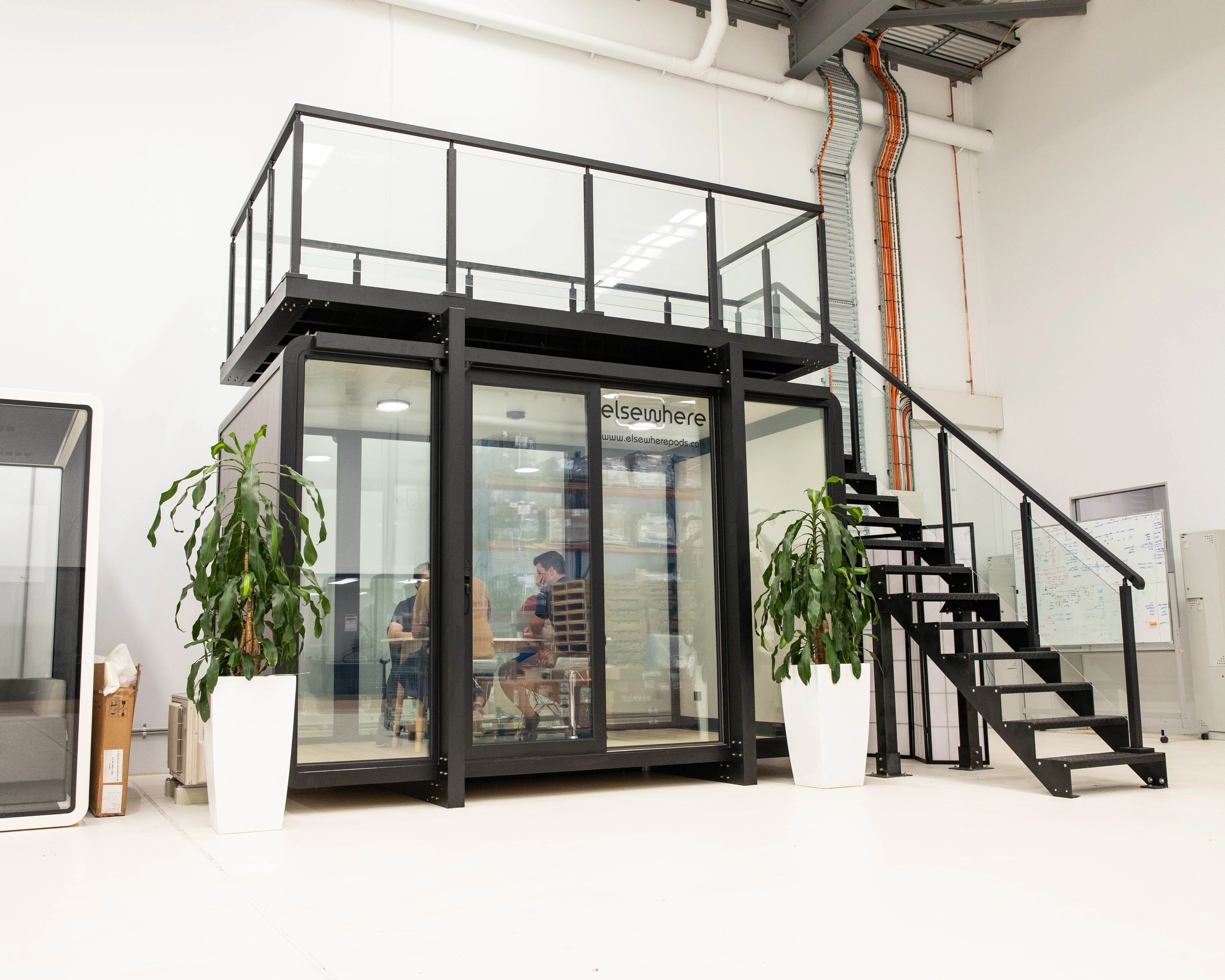 Fleet Space - 4m Studio + Rooftop Balcony